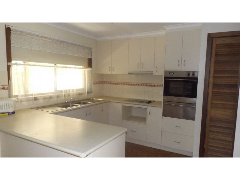 1 Shiraz Crescent, Corowa NSW 2646