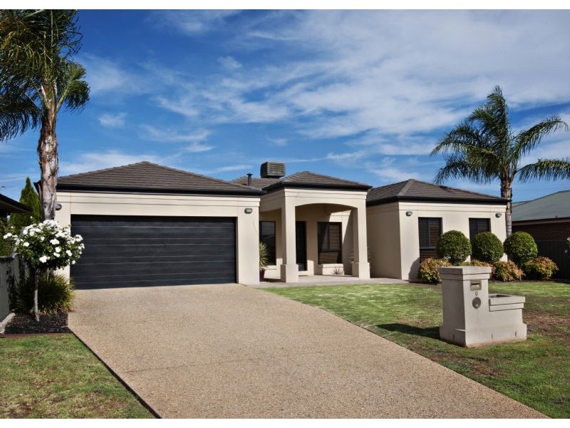 9 Keena Court, Corowa NSW 2646