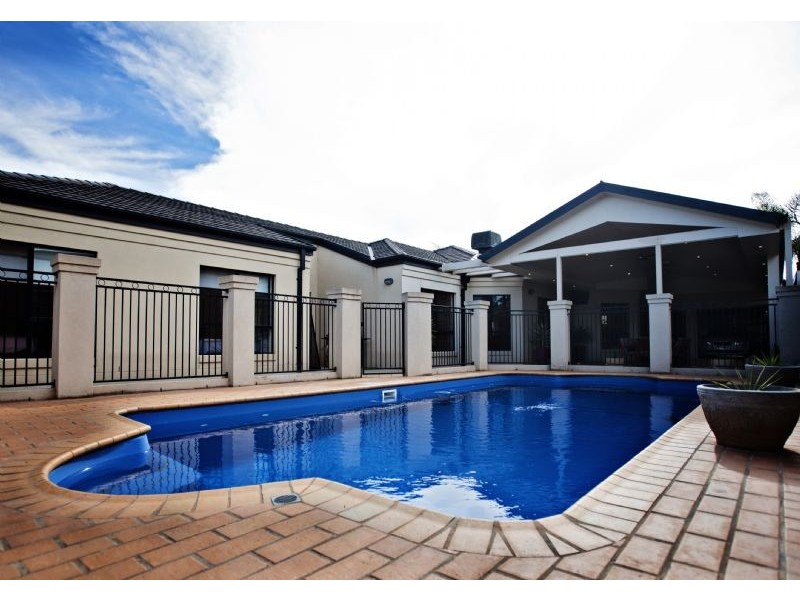 9 Keena Court, Corowa NSW 2646