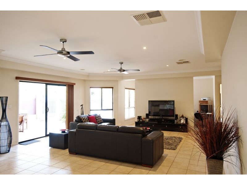 9 Keena Court, Corowa NSW 2646