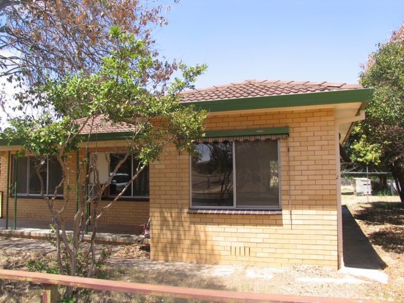 414 Honour Avenue, Corowa NSW 2646