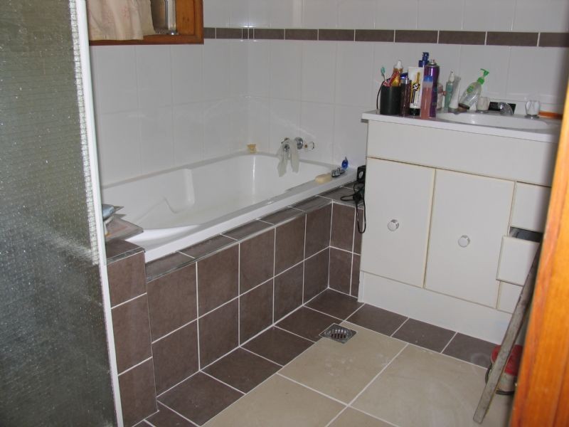 414 honour ave- 5 acres, Corowa NSW 2646