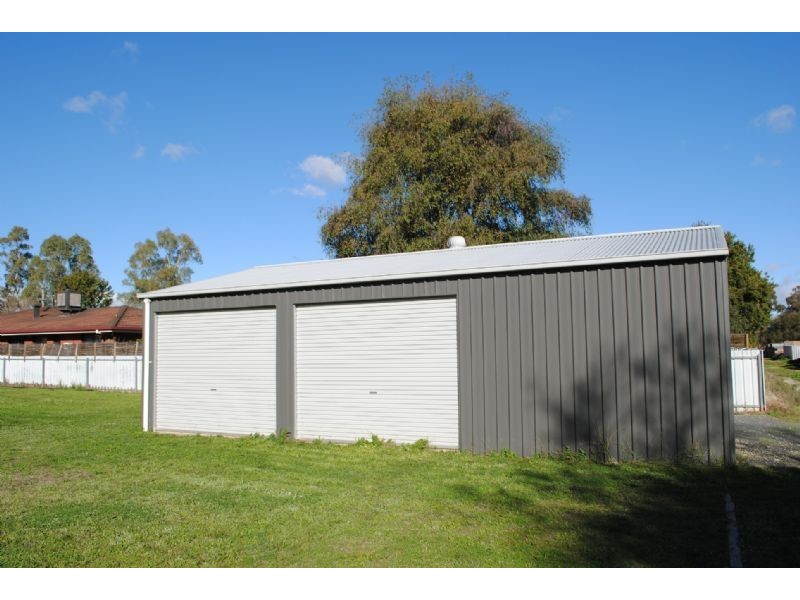 157 Hume Street, Corowa NSW 2646