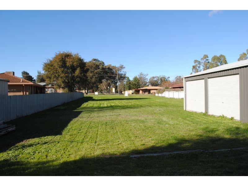 157 Hume Street, Corowa NSW 2646
