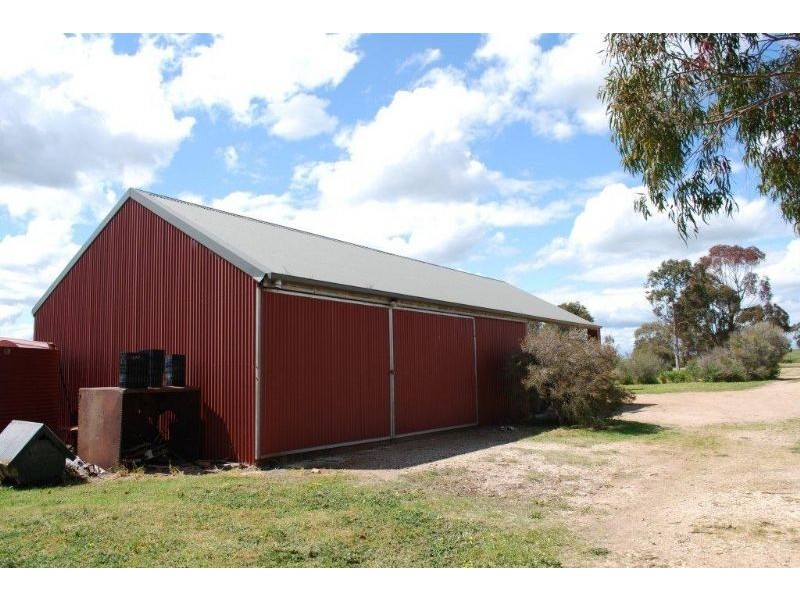‘Carlyle’ Burrows Road, Wahgunyah VIC 3687