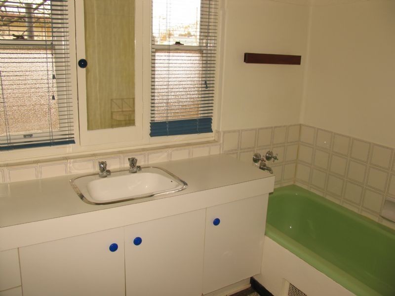 76 John Street, Corowa NSW 2646