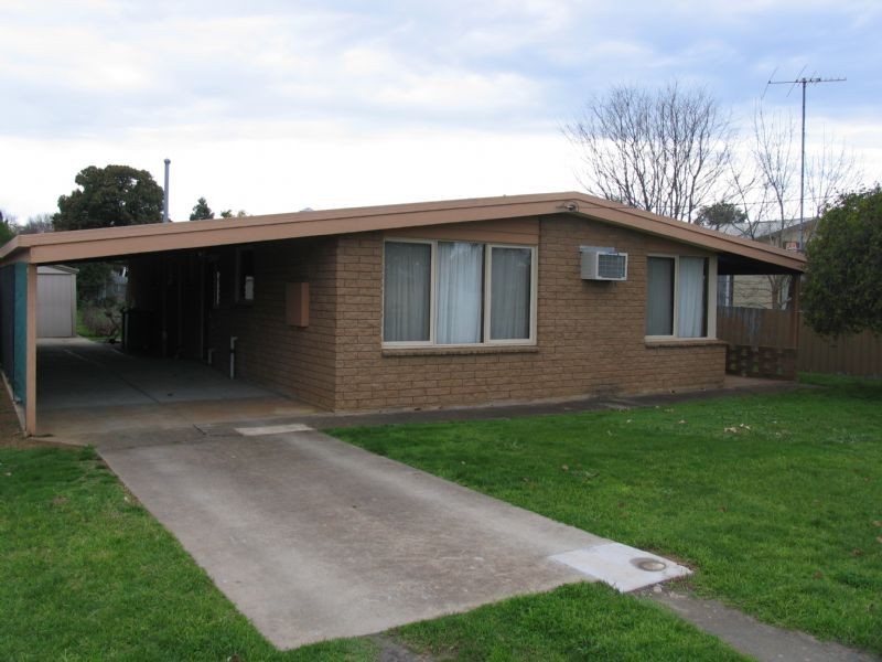 35 Edward Street, Corowa NSW 2646