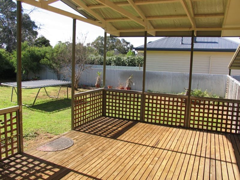 7 Martin Street, Corowa NSW 2646