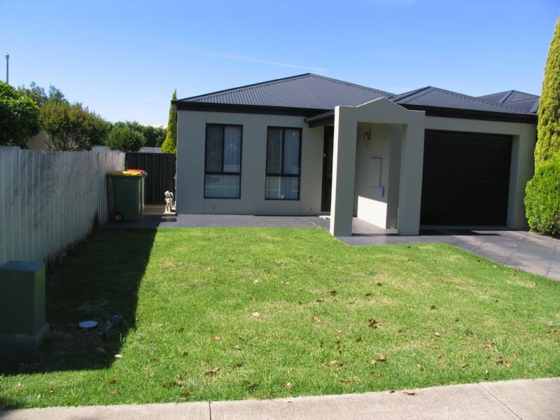 1/8 albert, Corowa NSW 2646