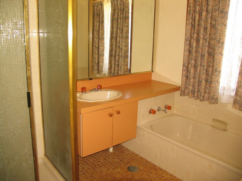 55 Federation Avenue, Corowa NSW 2646