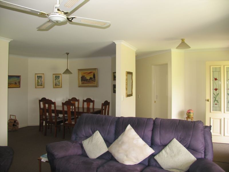 1 & 2/43 Lawrence Street, Corowa NSW 2646