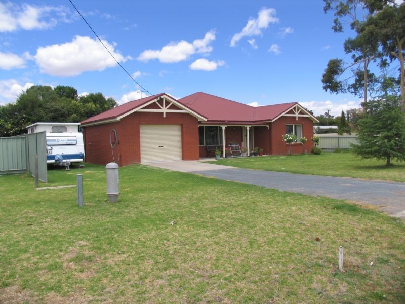 1 & 2/43 Lawrence Street, Corowa NSW 2646