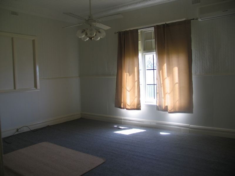 15 Whitehead Street, Corowa NSW 2646