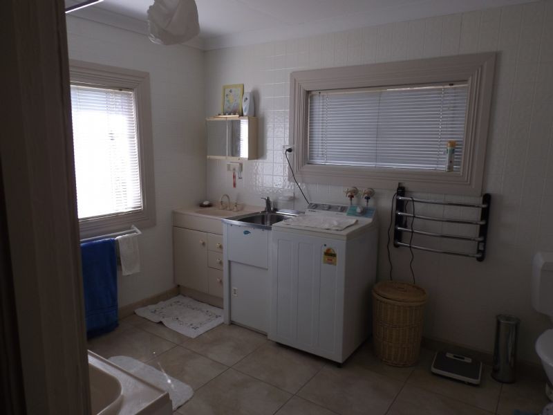 140 Federation Avenue, Corowa NSW 2646