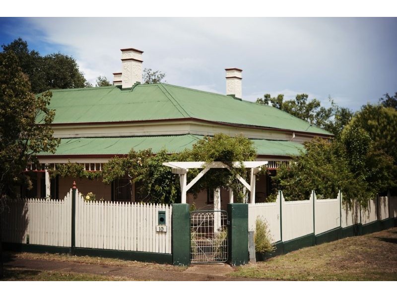 10 Gray Street, Corowa NSW 2646