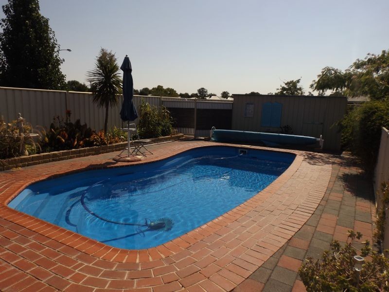 70 Banksia Drive, Corowa NSW 2646