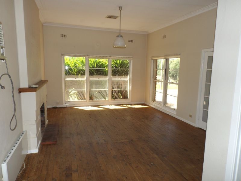 14 Riesling Street, Corowa NSW 2646