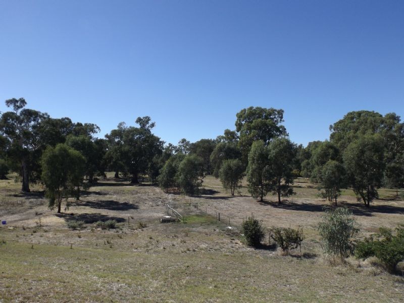 14 Riesling Street, Corowa NSW 2646