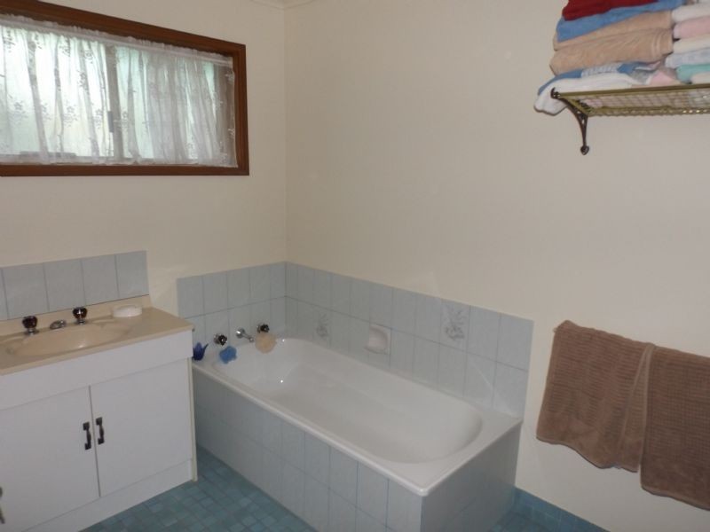 14 Martin Street, Corowa NSW 2646