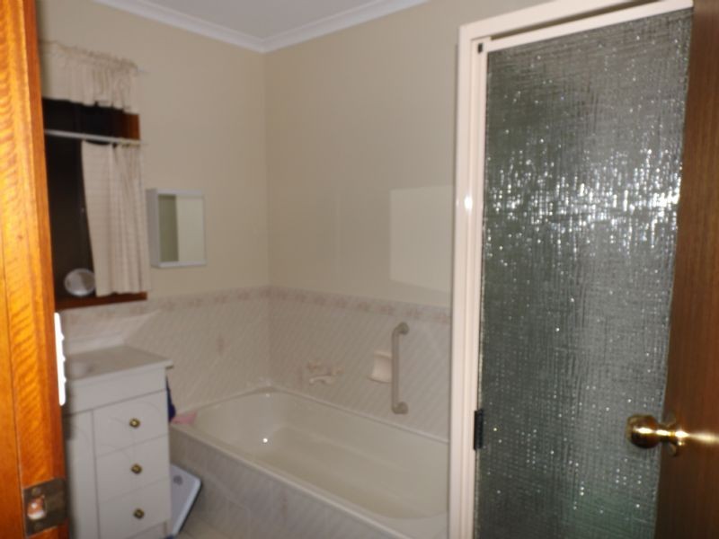 2/15 Blanche Street, Wahgunyah VIC 3687