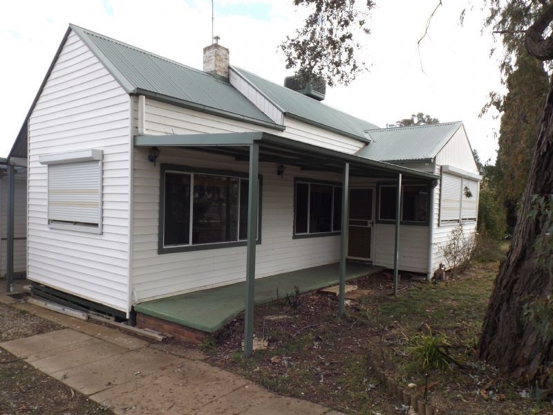 21 Tower Street, Corowa NSW 2646