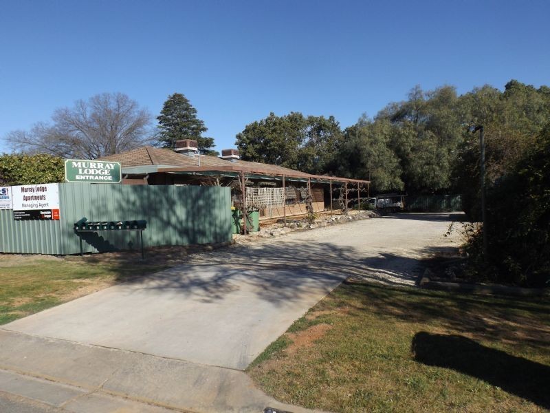 7 & 8/35-41 Tower Street, Corowa NSW 2646