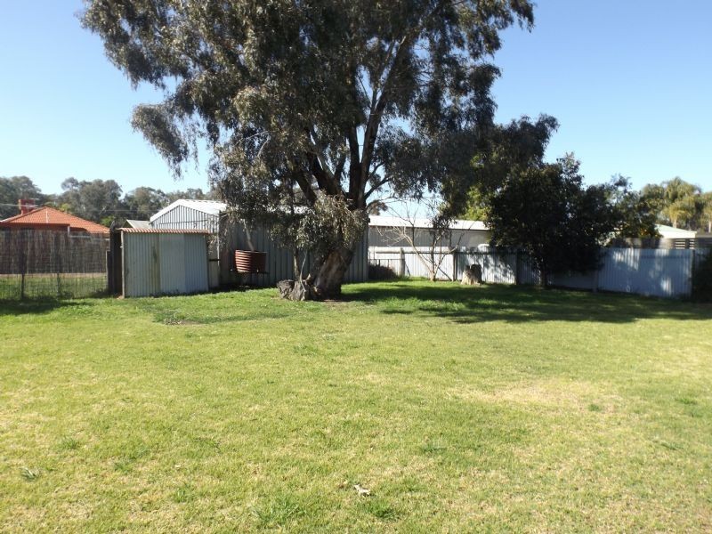 82 Church Street, Corowa NSW 2646