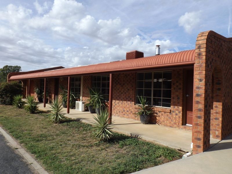 8/144 Federation Avenue, Corowa NSW 2646