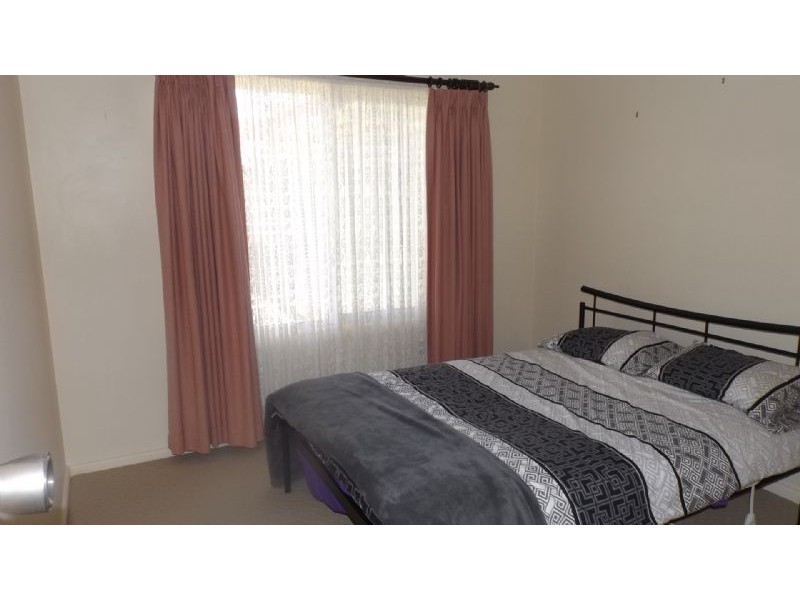 108 Redlands Road, Corowa NSW 2646