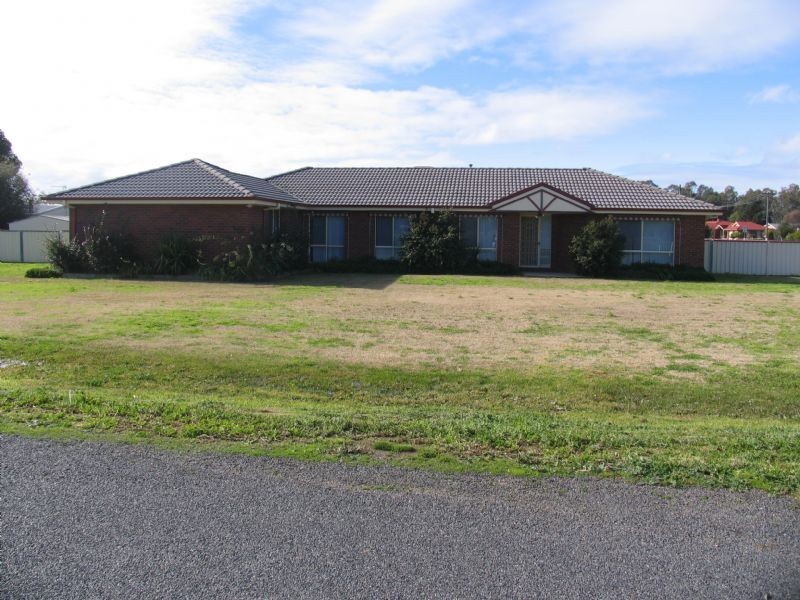 92 Church Street, Corowa NSW 2646