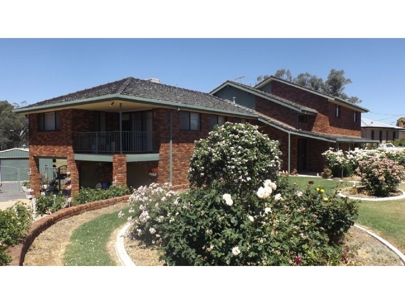 268 River Street, Corowa NSW 2646