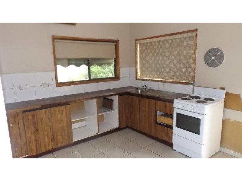 110 Redlands Road, Corowa NSW 2646