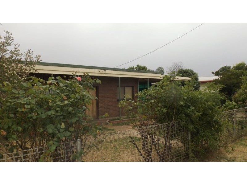 110 Redlands Road, Corowa NSW 2646