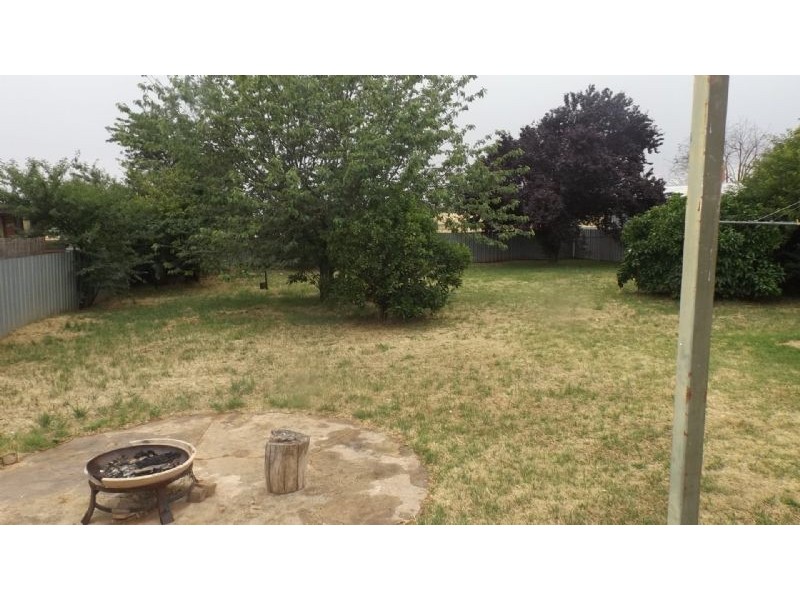 110 Redlands Road, Corowa NSW 2646