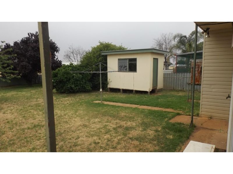 110 Redlands Road, Corowa NSW 2646