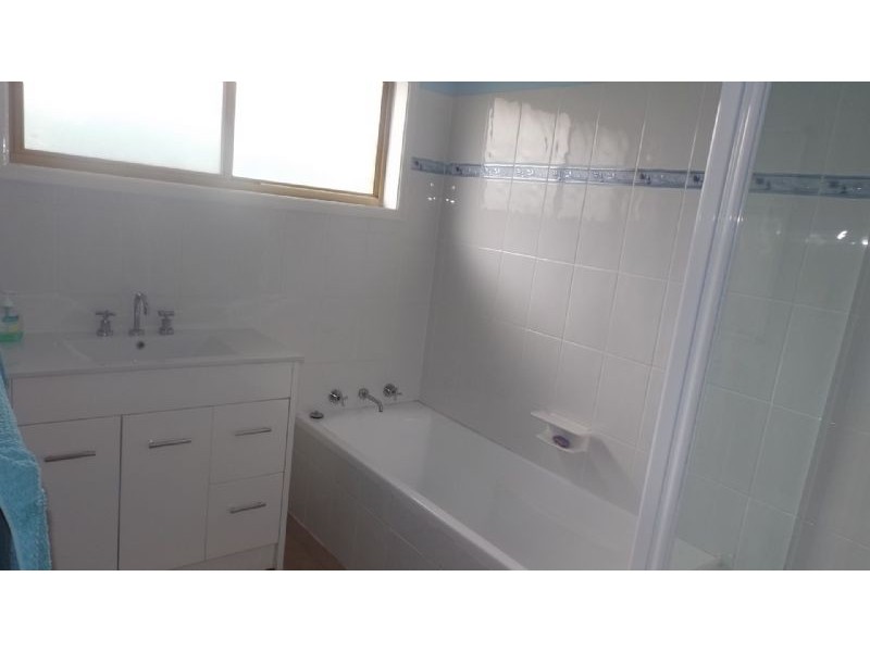 24 Martin Street, Corowa NSW 2646