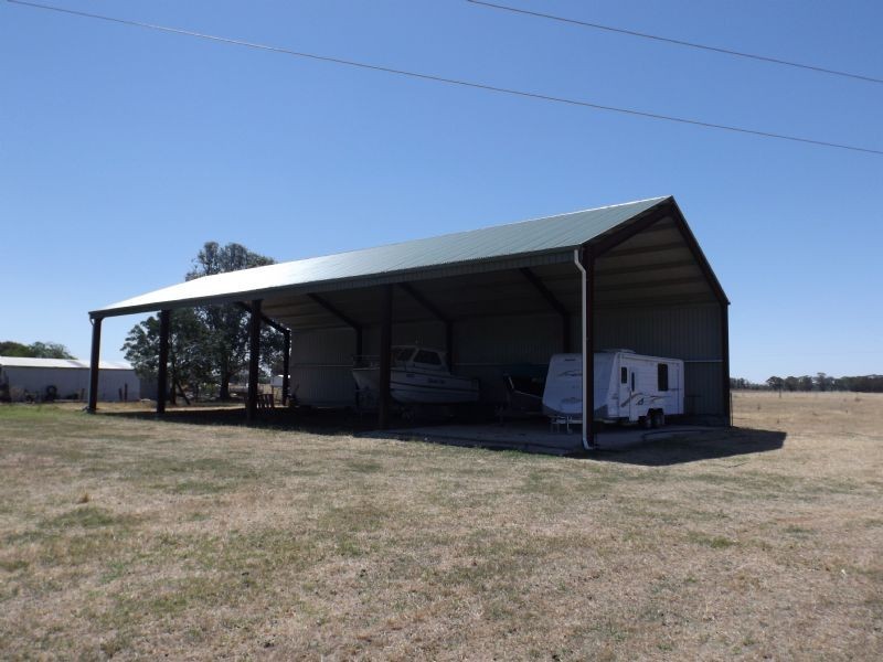 225 Spring Drive, Corowa NSW 2646