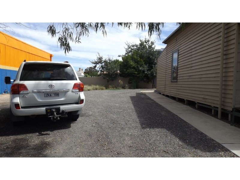 5 Bow Street, Corowa NSW 2646