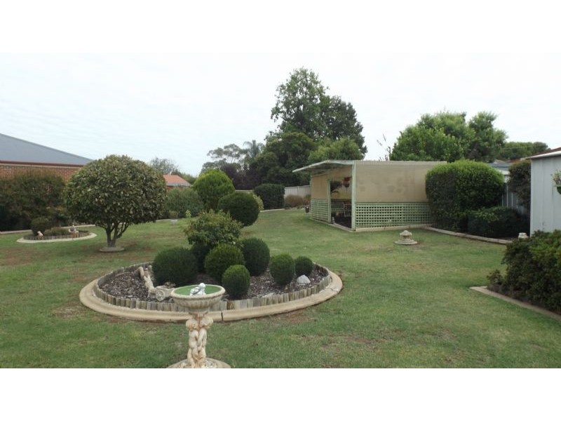 12 Shiraz Crescent, Corowa NSW 2646