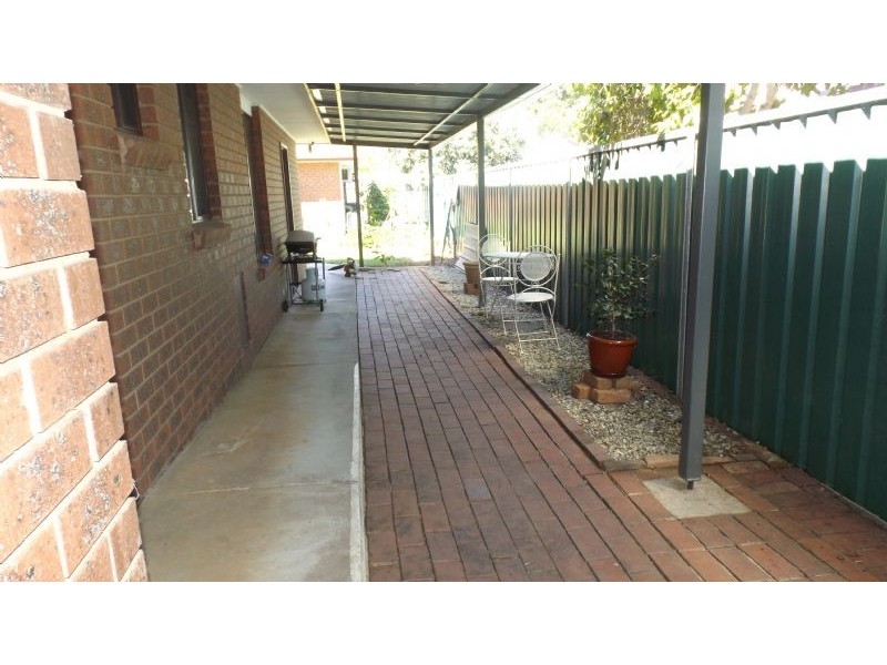 1/36-38 Riesling Street, Corowa NSW 2646
