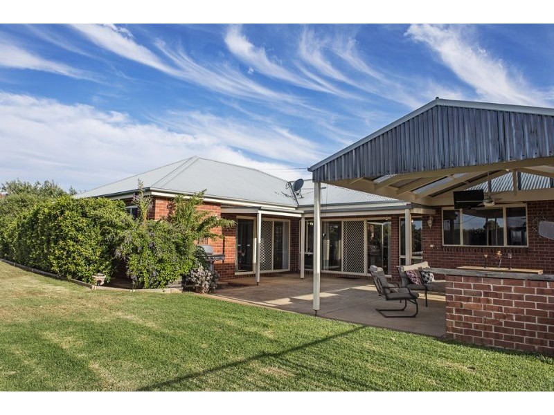 68 Tower Street, Corowa NSW 2646