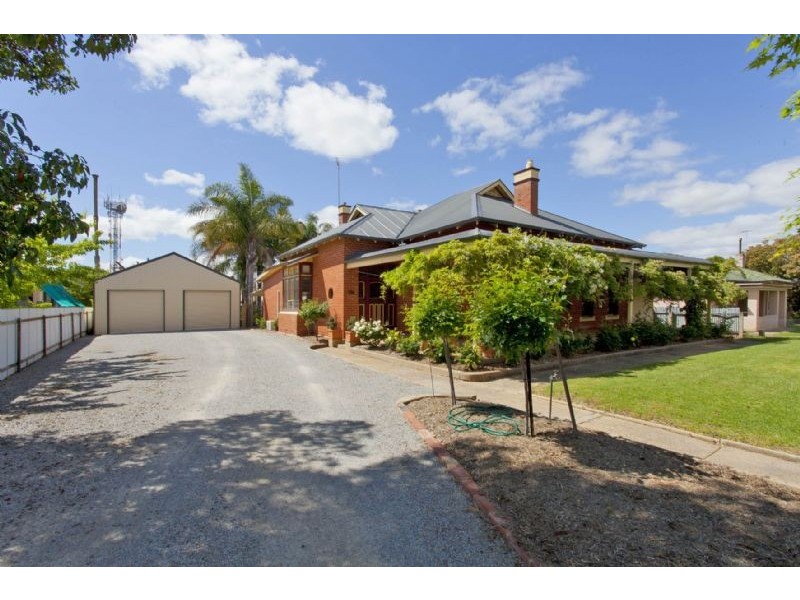 22 Lindsay Street, Corowa NSW 2646