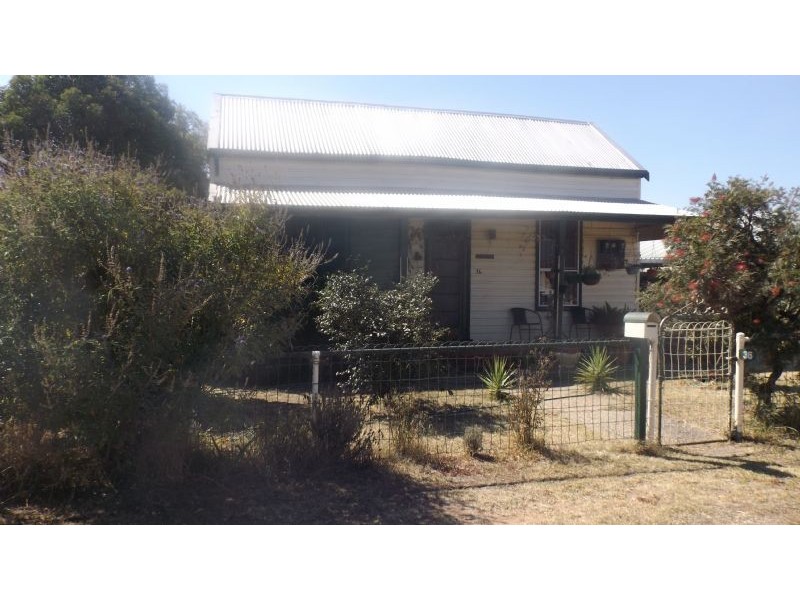 36 Walker Street, Corowa NSW 2646