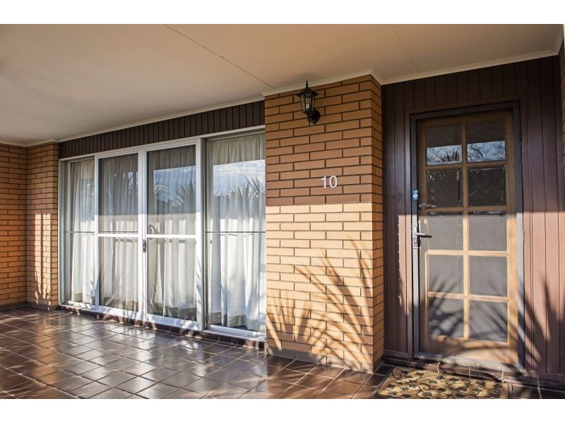 10 Whitehead Street, Corowa NSW 2646
