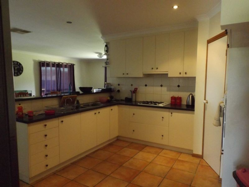 27 Pinot Cresent, Corowa NSW 2646