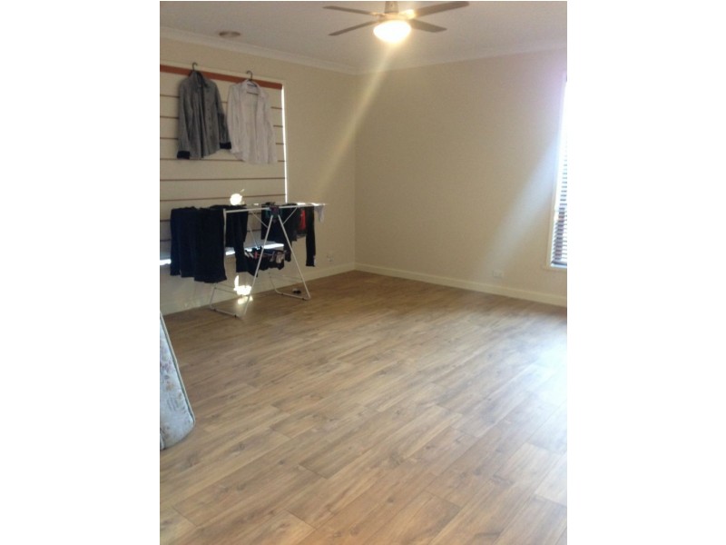 4 Fleming Drive, Corowa NSW 2646