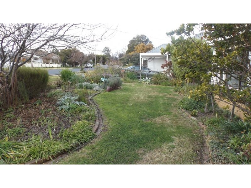 15 Birdwood Street, Corowa NSW 2646
