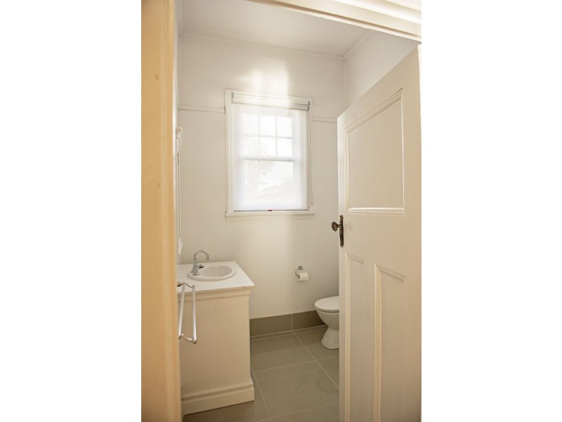 31 Bow Street, Corowa NSW 2646