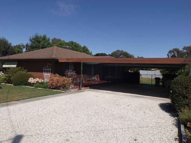 227 Church Street, Corowa NSW 2646