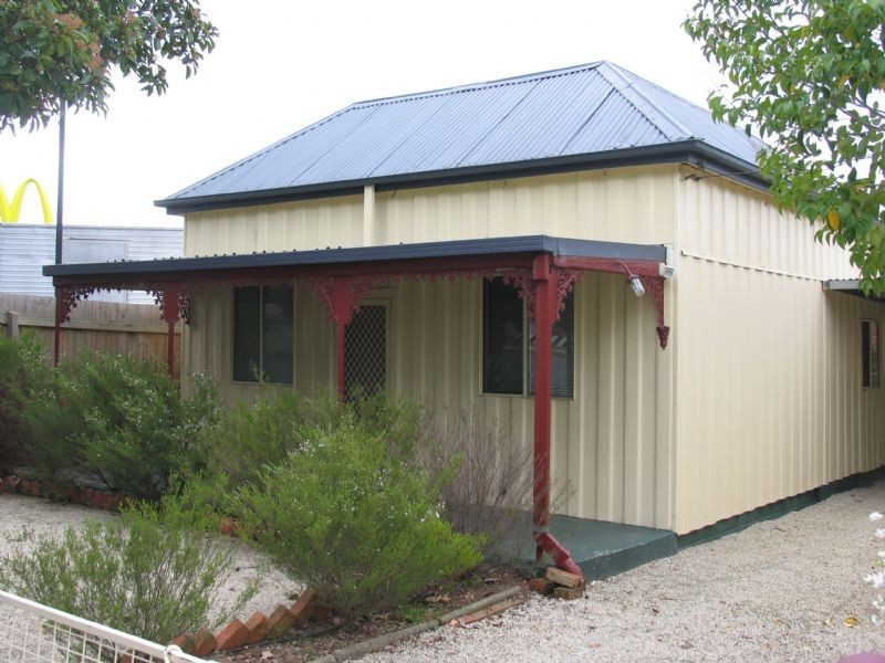 62 Queen Street, Corowa NSW 2646